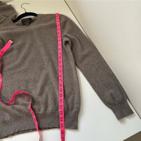 BLACK BROWN 1826 100% 2-Ply Cashmere Crewneck Sweater - Picture 5 of 7